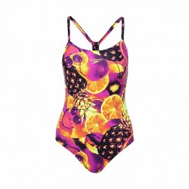 Купальники и нижнее белье